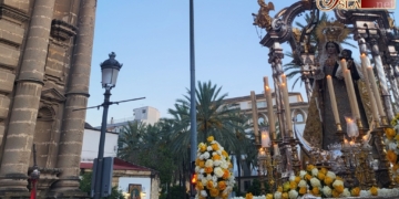 La Virgen del Rosario de los Montañeses procesionó por Jerez con motivo del 500 aniversario de su corporación