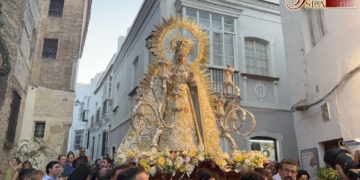 La Patrona de Arcos se trasladó a San Pedro para celebrar el inicio de su Novena