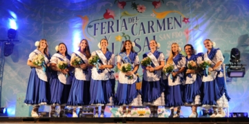 San Fernando da inicio a su feria con la proclamación de las salineras y el alumbrado
