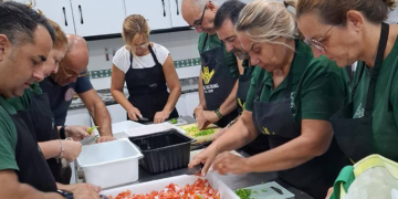 Huerto finaliza agosto con una nueva cita de la cocina solidaria ‘Beato Marcelo Spínola’