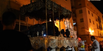 La cuadrilla de Gracia y Esperanza se prepara para la próxima extraordinaria por las calles del barrio de la Pastora