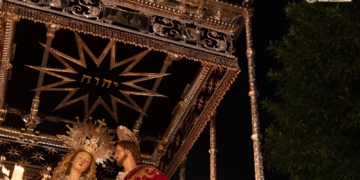 La Virgen de la Trinidad procesionó por las calles de Jerez con motivo del 25 aniversario de la Hermandad de Humildad y Paciencia