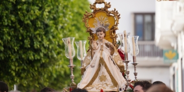 El Niño de San José procesionó de manera extaordinaria con motivo de la festividad de la Sagrada Familia