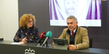 Ayuntamiento y Consejo presentan la guía de la Cuaresma de San Fernando 2026 que incluye este año Besapiés y Besamanos