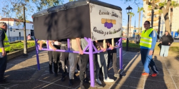 La escuela-taller ‘Cortito y a las bandas’ prosigue con la formación de jóvenes en el ámbito de la carga