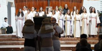 Los jóvenes Vedruna de El Puerto de Santa María representaron el espectáculo ‘Voces de Pasión’