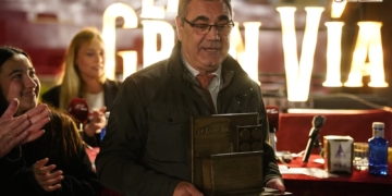 Carlos González Gago recibió el galardón de la Gran Vía