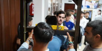 Masiva afluencia de jóvenes en el tallaje de la cuadrilla de San Juan Bautista de La Salle