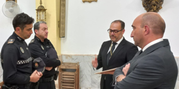 Perdón iniciará los trámites para nombrar a la Virgen de la Paz como Patrona de la Policía local