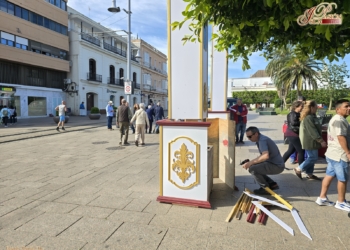 Se intentan arreglar los actos vandálicos en la Alameda, calle Jorge Juan y Plaza de San José previos a la procesión del Patrón