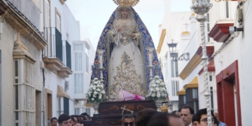 La Virgen de la Trinidad abre el ciclo de rosarios del mes de mayo en La Isla