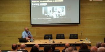 José Manuel Coto ofreció las claves para emocionar a través de la esceneografía en el Belén
