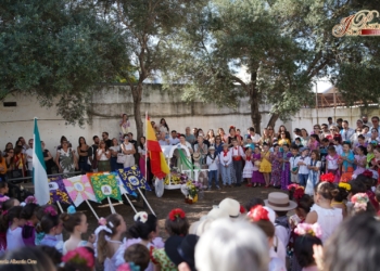 Escolares del primer ciclo de Primaria de la Compañía de María celebraron su particular Romería
