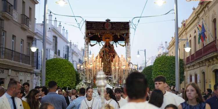 La Virgen del Carmen en su regreso del Corpus: Más Patrona que nunca