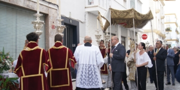 Afligidos cambia sus cultos eucarísticos debido a «la imposibilidad de la Policía Local de gestionar la salida del Corpus parroquial»