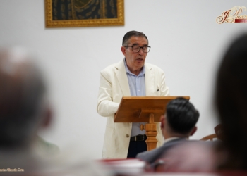 Antonio Moreno disertó sobre la liturgia del primer viernes de mes en la última aula de formación antes del parón veraniego en la Misericordia