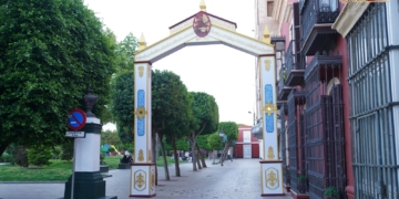 ¿Dónde está el arco institucional en el Corpus? Tres reposteros como única propuesta estética de Cavada para esta Solemnidad