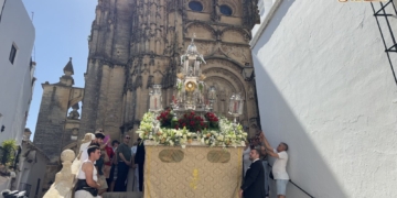 El Corpus Christi de Arcos contó con respaldo de público y una gran solemnidad