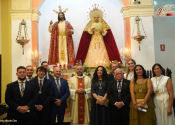 La nueva Junta de Gobierno de Cristo Rey tomó posesión de sus cargos con Rodríguez Labandón como Hermana Mayor