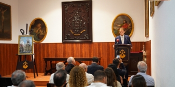 Rodríguez Estrada anunció una nueva salida de la Patrona bajo una foto de Fernando Fossati