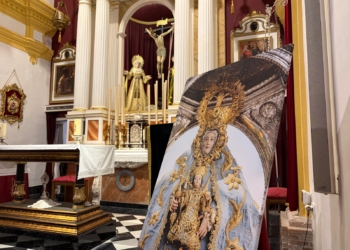 La Capilla de la Vera-Cruz acoge la primera misa mensual del grupo de devotos de la Virgen de los Santos de Alcalá