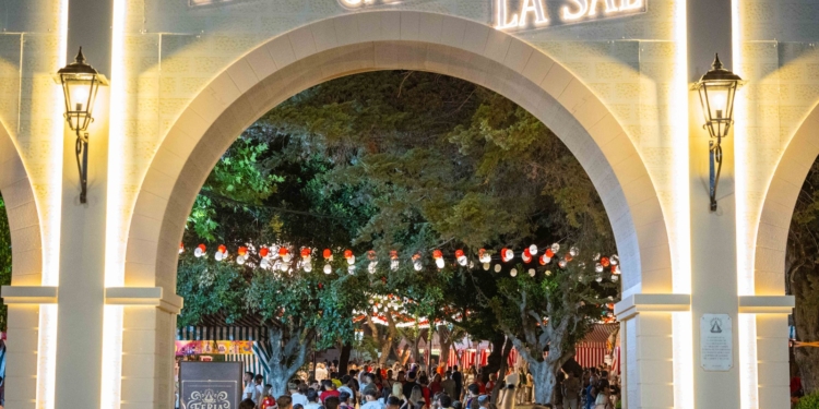 Arranca una nueva edición de la Feria del Carmen con las hermandades un año más siendo el pulmón casetero