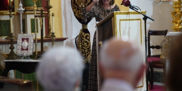 María de los Ángeles López Domínguez convirtió su felicitación a la Divina Pastora en un canto al amor de madre