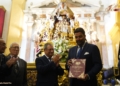 Carlos García Abdel recibió las pastas como pregonero de la Virgen de los Dolores
