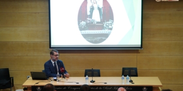 Rafael Ríos disertó sobre Santa Elena en el arte y la religiosidad popular: Entre la historia, la leyenda y la devoción