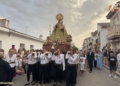 La Virgen de la Salud volvió a procesionar por las calles de Jédula a los sones de la banda Vicente Gómez Zarzuela