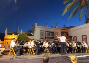 La Unión Musical 1810 ofreció un concierto conmemorativo del 24 de septiembre en la Plaza de San José