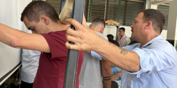 Las cuadrillas de Cristo Rey y Estrella inician su camino hacia un nuevo Domingo de Ramos