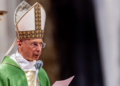 El Cardenal Bagnasco llama a las cofradías a despertar a una Europa «aletargada» desde la fe y la tradición