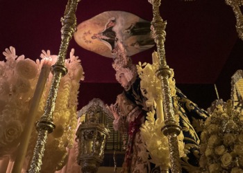 El barrio sevillano de Padre Pío se rindió a su Divina Gracia