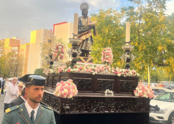 El paso de la Soledad procesionó en Sevilla