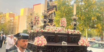 El paso de la Soledad procesionó en Sevilla