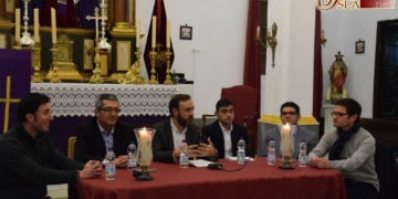 La música en las hermandades de negro tema de debate en la mesa redonda de Desamparados