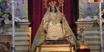 Los hermanos de la Pastora celebran el XIV aniversario de la Coronación Canónica