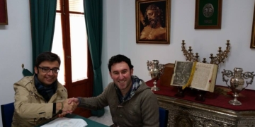 La Sinfónica Municipal firma por dos años tras la Virgen de las Angustias de Arahal