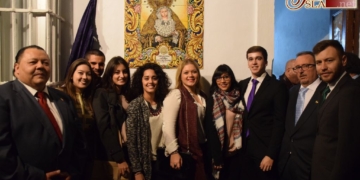 Un azulejo de Antonio Linares de la Virgen de los Dolores ya luce en calle Ancha