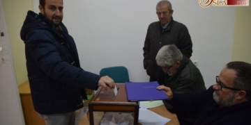 Los hermanos de Santa Elena votan por unanimidad la lista de Juan de Dios Pavón Castañeda