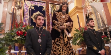 Jesús Nazareno es venerado en Besamanos durante todo el día en la Iglesia Mayor