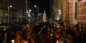 La Virgen de Fátima fue trasladada a la Iglesia del Cristo entre un gran número de devotos