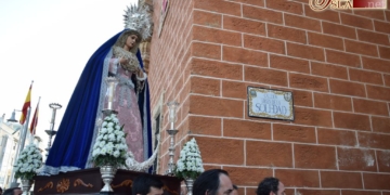 La Virgen de la Trinidad abrió esta mañana el periodo de los rosarios de la aurora