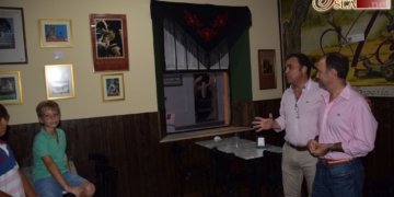 La tapería ‘Aceite’ acoge una exposición de los carteles de la Divina Pastora