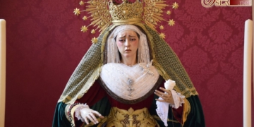 El Besamano a la Esperanza de la Oliva se traslada al Domingo de Pasión