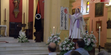 Los hermanos del Rosario acompañan a su Titular en el Triduo por su festividad