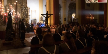 Un Vía-Crucis por el interior del templo inició el primer viernes de marzo junto al Cautivo