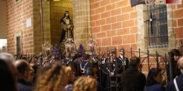El Vía-Crucis de Medinaceli gana en participación de fieles con el cambio horario
