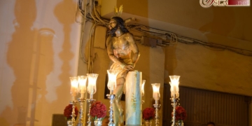 Jesús Atado y Flagelado recorrió las calles del barrio de la Iglesia Mayor en Vía-Crucis